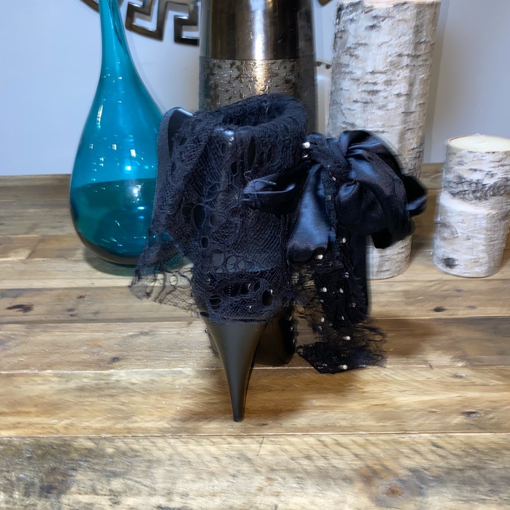 Saint Laurent Era 110 Studded Leather Ankle Boots - Picture 3 of 8